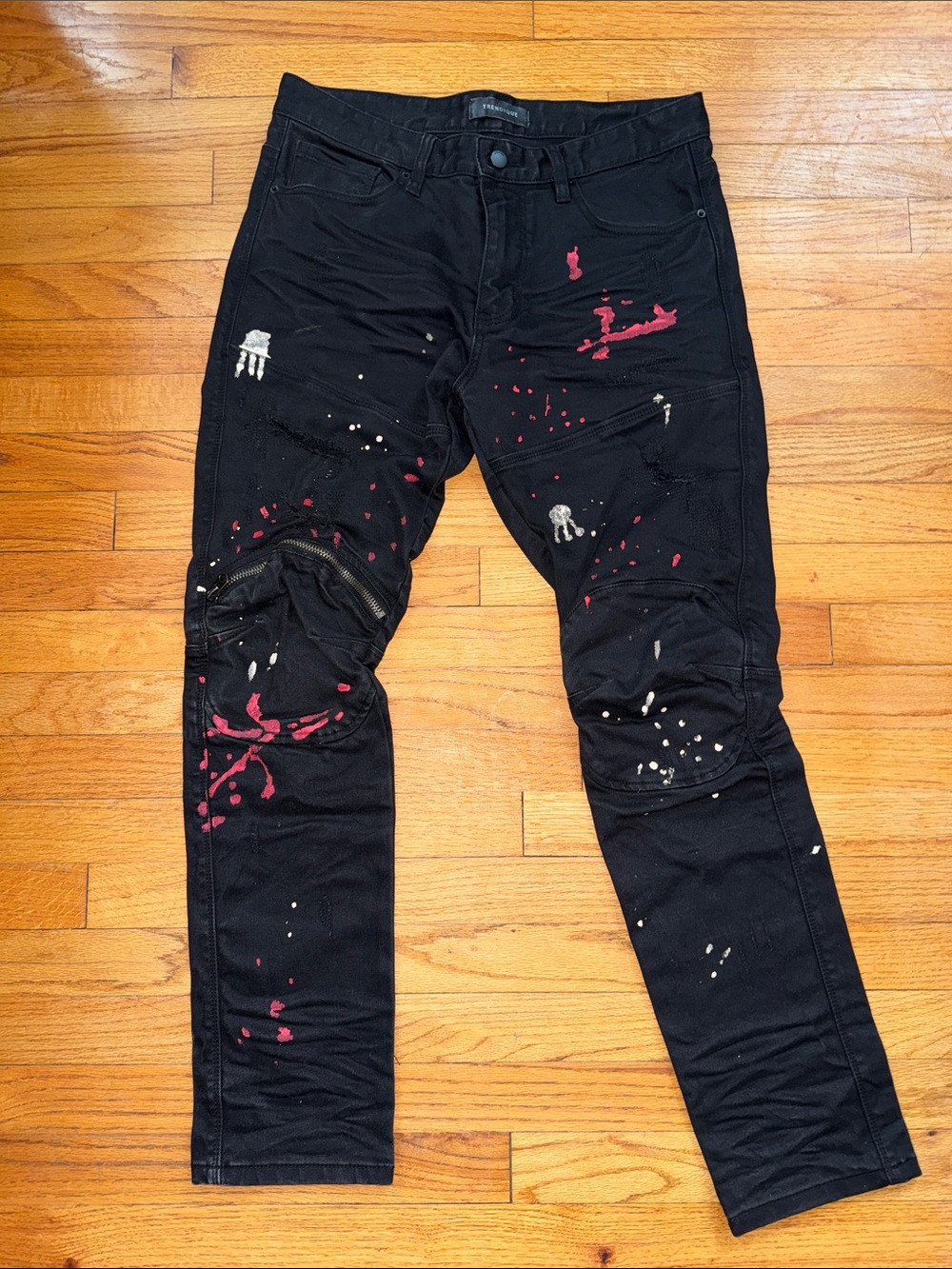 Men’s Slim Fit Paint Splatter Jeans